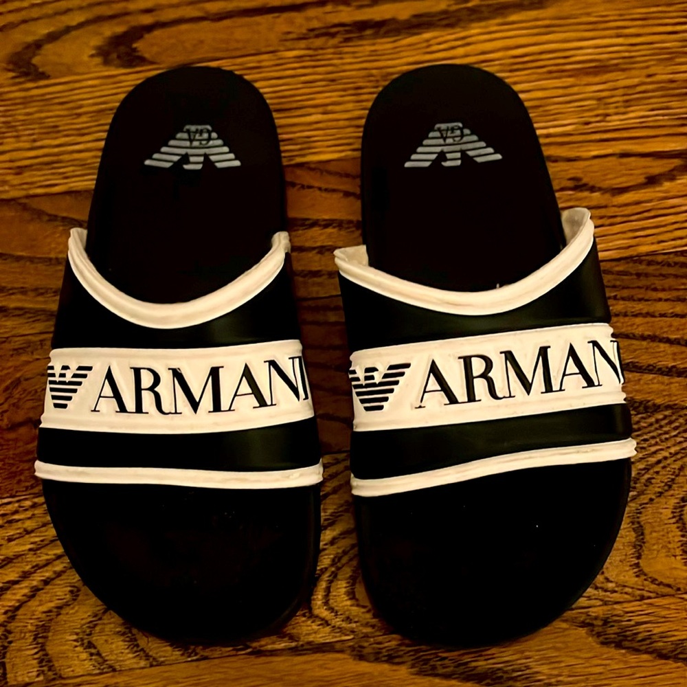 Giorgio Armani navy blue kids slides size 31